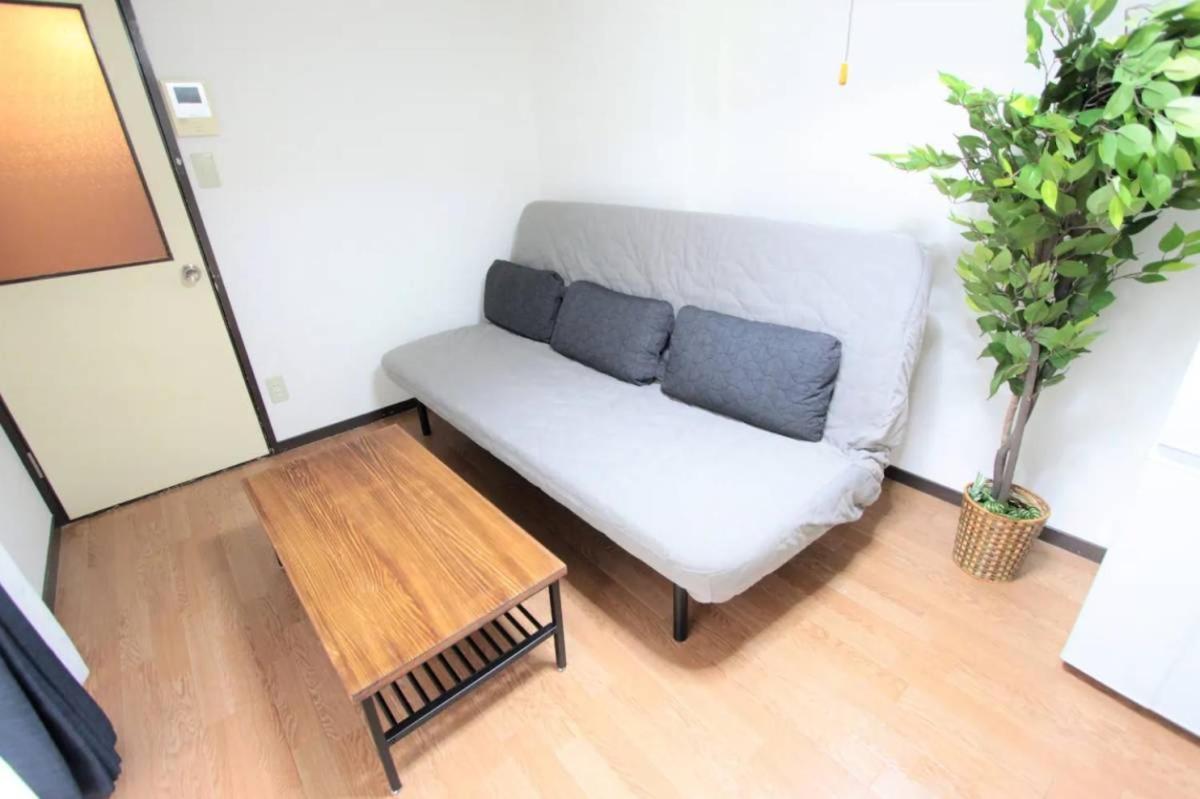 Apartamento Jr新大阪まで2分!淀川すぐ 京都までアクセス良好 最大4名まで宿泊可能 No302 *